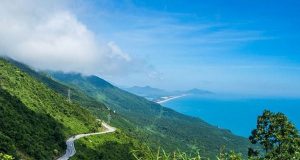 Hai Van Pass – A beautiful coastal road