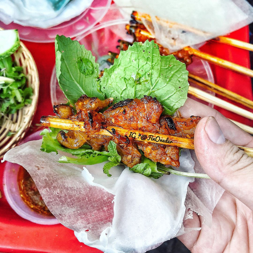 31739400_628033944255408_8105794612695662592_n grilled pork spring roll hoi an