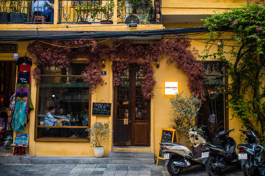 cool cafes in hanoi
