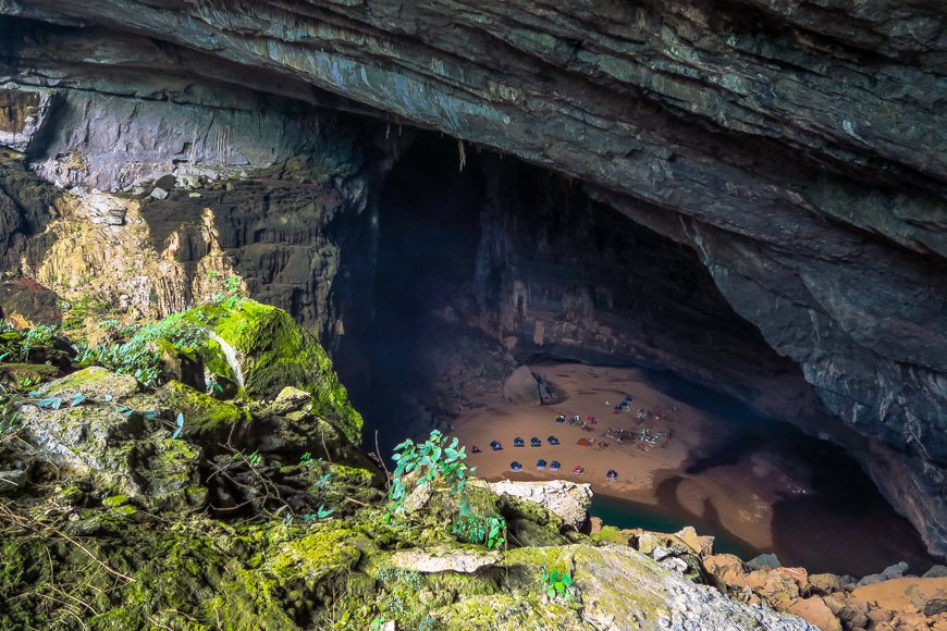 best caves in phong nha