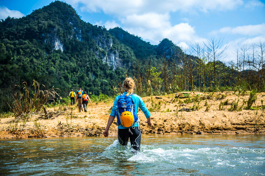 caving tours vietnam